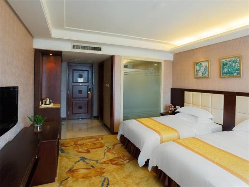 Vienna Hotel Lufeng Peopole Road Exterior photo